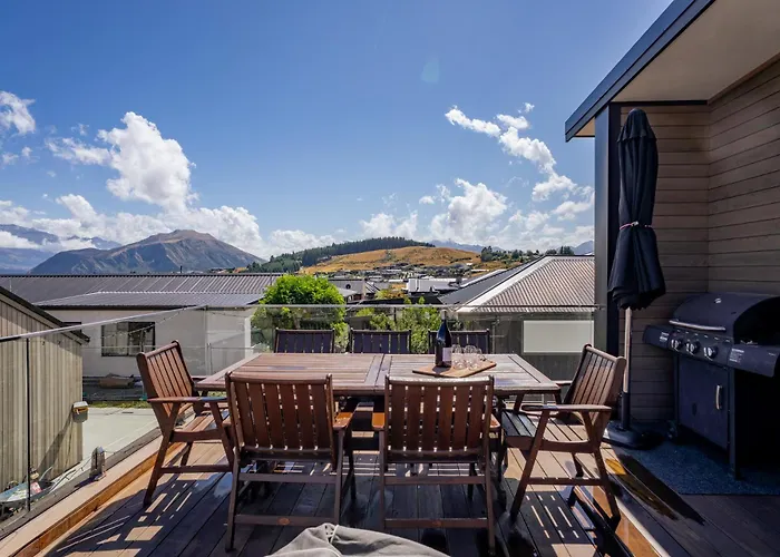 Peak Retreat -