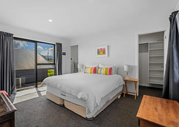 Peak Retreat - Wanaka